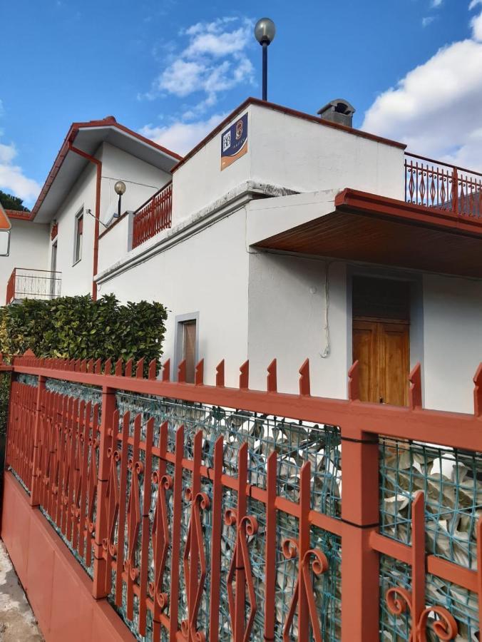 Small Flat Scafa Exterior photo
